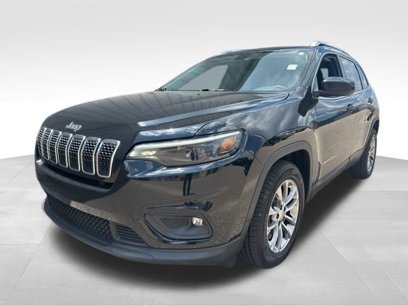 Used 2019 Jeep Cherokee Latitude Plus w/ Comfort/Convenience Group