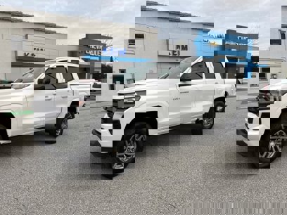 New 2025 Chevrolet Colorado LT