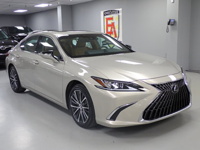 Used 2023 Lexus ES 300h w/ Premium Package
