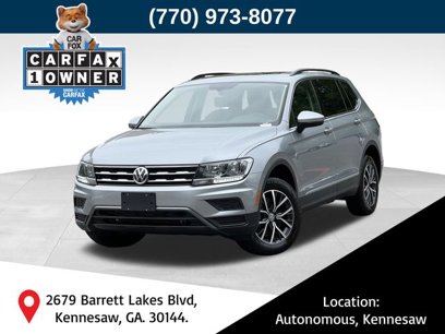 Used 2020 Volkswagen Tiguan SE w/ Panoramic Sunroof Package