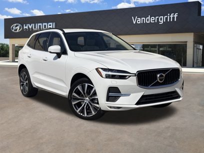 Used 2022 Volvo XC60 B5 Momentum w/ Protection Package Premier