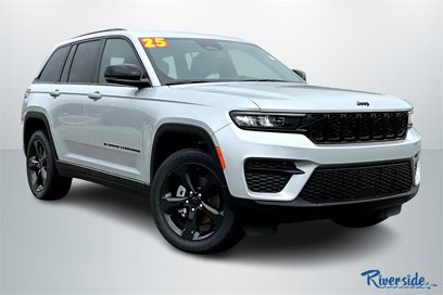 New 2025 Jeep Grand Cherokee Altitude