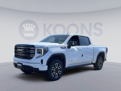 New 2025 GMC Sierra 1500 AT4 w/ AT4 Premium Package