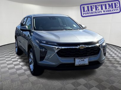 New 2025 Chevrolet Trax LS w/ LS Convenience Package