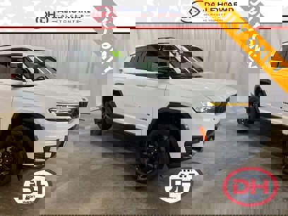 New 2025 Jeep Grand Cherokee L Laredo