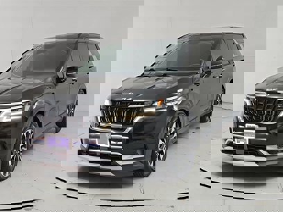 Used 2022 Kia Carnival EX