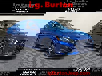 Used 2023 Nissan Altima 2.5 SR w/ SR Premium Package