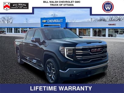 New 2025 GMC Sierra 1500 SLT