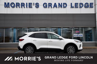 New 2024 Ford Escape SE