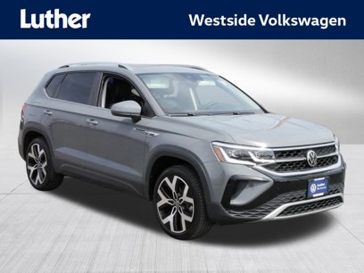 Certified 2022 Volkswagen Taos SEL w/ Panoramic Sunroof Package