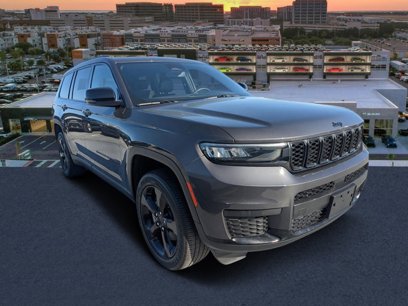 Used 2023 Jeep Grand Cherokee L Laredo