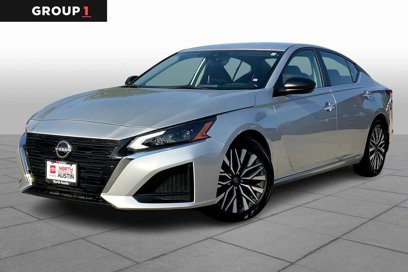 Used 2024 Nissan Altima 2.5 SV