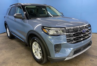 New 2025 Ford Explorer Active
