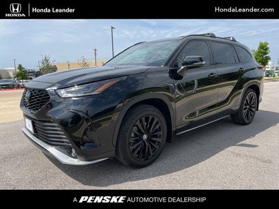 Used 2023 Toyota Highlander XSE