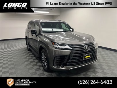 Used 2022 Lexus LX 600 4WD w/ Premium Package