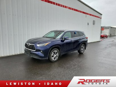 Used 2023 Toyota Highlander XLE