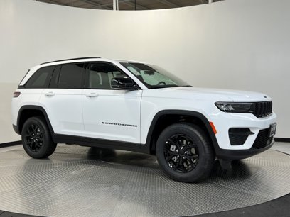 New 2025 Jeep Grand Cherokee Altitude