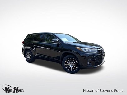 Used 2017 Toyota Highlander SE