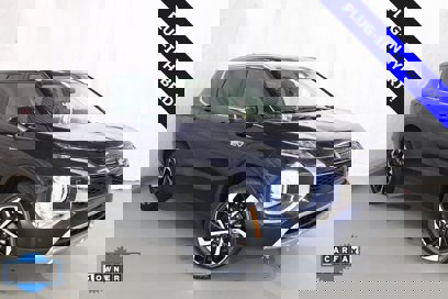 Used 2024 Mitsubishi Outlander 4WD Plug-In Hybrid