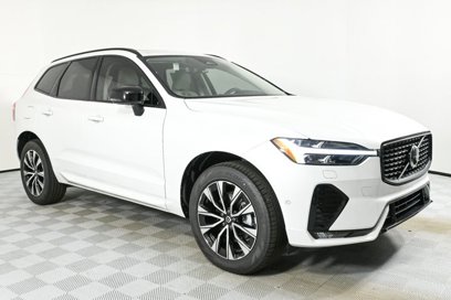 New 2025 Volvo XC60 B5 Plus w/ Protection Package Premier