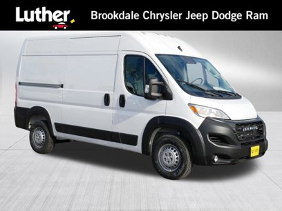 New 2025 RAM ProMaster 2500 w/ Convenience Group