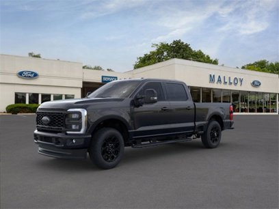 New 2025 Ford F250 XLT w/ Black Appearance Package