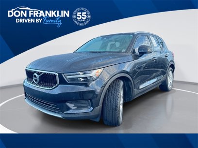 Used 2020 Volvo XC40 T4 Momentum