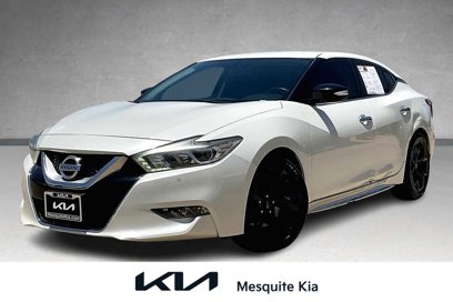 Used 2017 Nissan Maxima SR w/ Midnight Edition