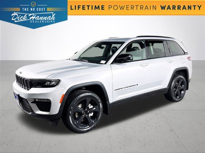 New 2025 Jeep Grand Cherokee Limited w/ Black Appearance Package
