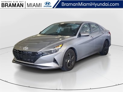Certified 2023 Hyundai Elantra SEL w/ Preferred Accessory Package