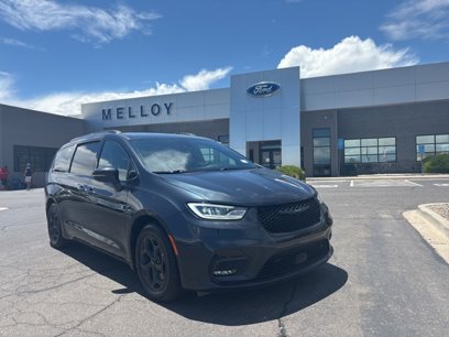 Used 2021 Chrysler Pacifica Touring-L w/ S Appearance Package