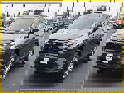 New 2025 Toyota RAV4 LE