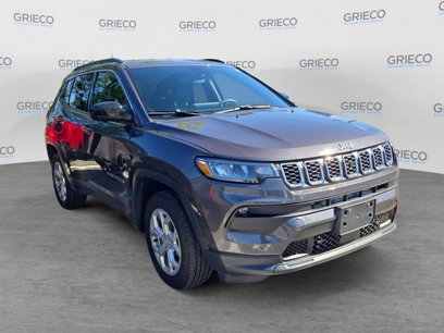 Used 2024 Jeep Compass Latitude w/ Convenience Group