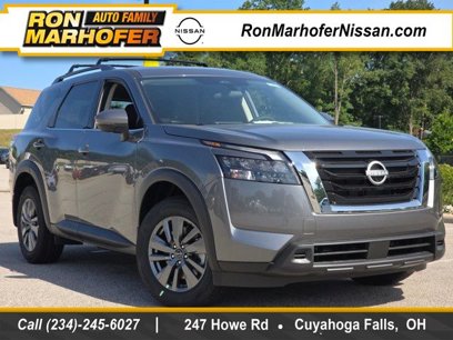 New 2025 Nissan Pathfinder SV w/ Cargo Package