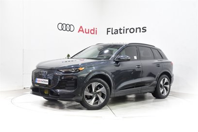 New 2025 Audi Q6 e-tron Premium