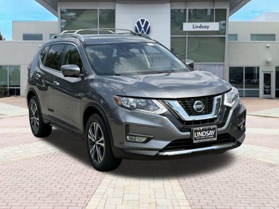 Used 2019 Nissan Rogue SV w/ Sun & Sound Touring Package