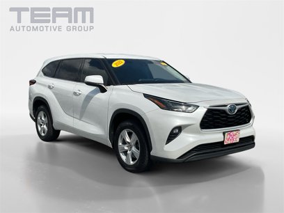 Used 2022 Toyota Highlander LE