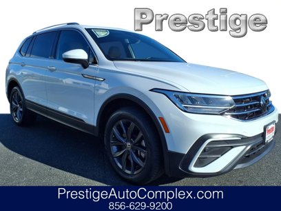 Certified 2022 Volkswagen Tiguan SE w/ Panoramic Sunroof Package