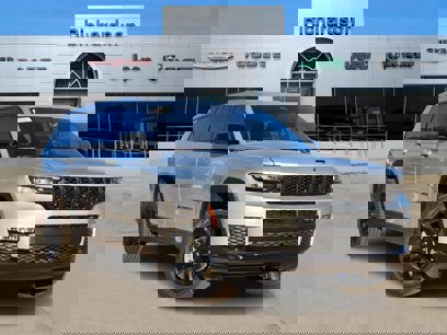 New 2025 Jeep Grand Cherokee L Limited w/ Black Appearance Package