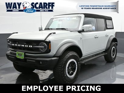 New 2024 Ford Bronco Outer Banks w/ Sasquatch Package