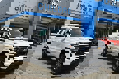 New 2025 Chevrolet Colorado LT w/ Advanced Trailering Package
