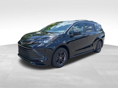 Used 2024 Toyota Sienna XLE Woodland Edition
