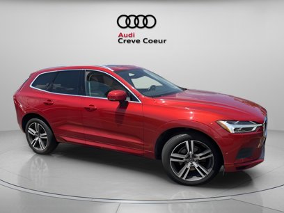 Used 2019 Volvo XC60 T5 Momentum w/ Multimedia Package