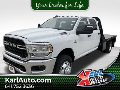 New 2024 RAM 3500 Tradesman w/ Chrome Appearance Group