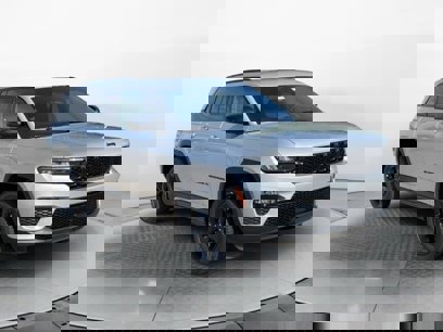 New 2025 Jeep Grand Cherokee Limited