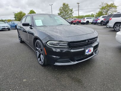 Used 2020 Dodge Charger SXT w/ Blacktop Package