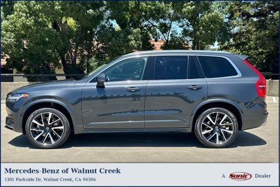 Used 2021 Volvo XC90 T6 Momentum w/ Advanced Package