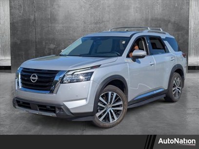 Used 2023 Nissan Pathfinder Platinum