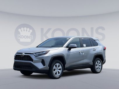 New 2025 Toyota RAV4 LE