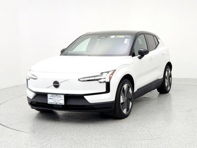 New 2025 Volvo EX30 Plus w/ Climate Package